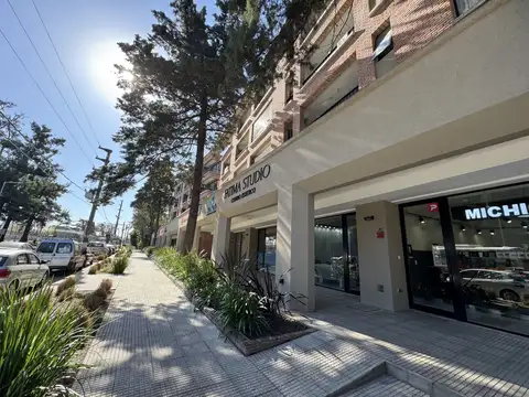 Local - Venta - Argentina, Malvinas Argentinas - Jose Leon Suarez  1800