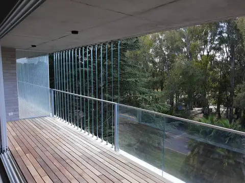 Departamento en Venta en Olivos Vias/Rio, USD 220.000