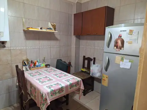 Casa 3 ambientes con 2 baños