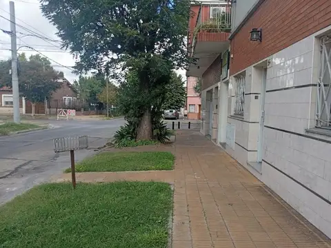 Blas Parera 1400
