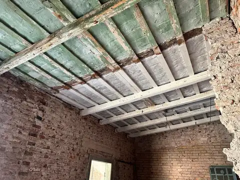 Casa 3 ambientes con 1 baño
