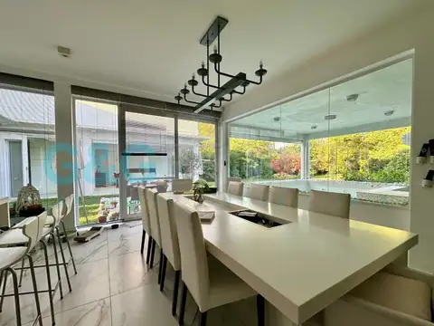 Casa en Venta en Barrio Parque Leloir, USD 600.000