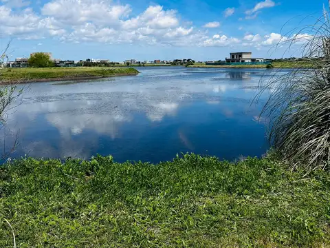 Terreno en venta en Pueblos Del Plata - Elcano