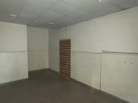 Local en Alquiler en Rosario, $ 300.000