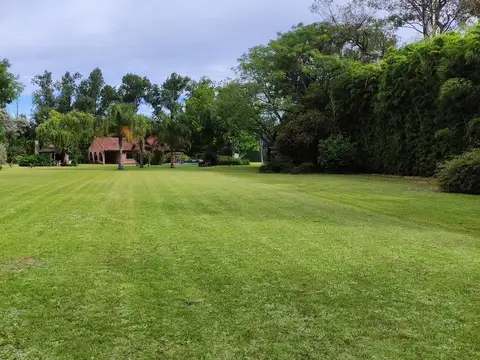 Terreno en Venta en Loma Verde, USD 997.500
