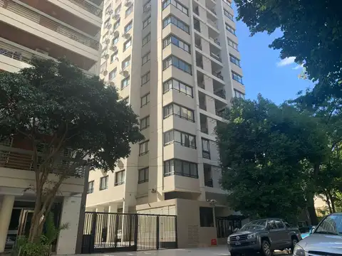 Cullen 4900, Piso 12