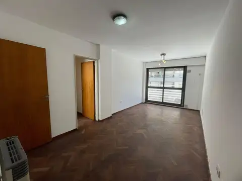 Departamento en Alquiler en Centro, $ 750.000