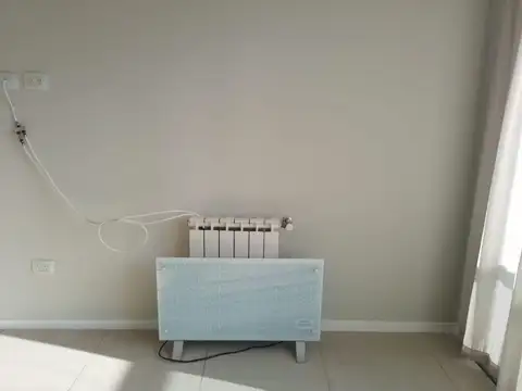 Departamento en Alquiler en Zarate, $ 500.000