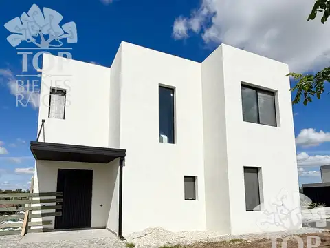 Casa en Venta en Villanueva, USD 339.000