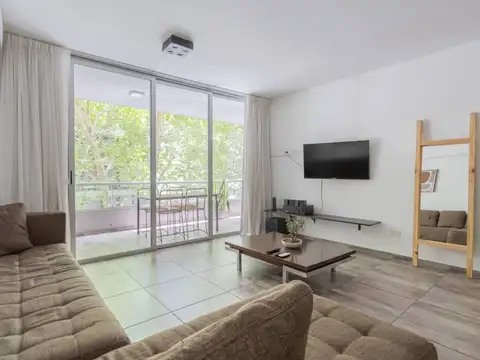 Bonpland 2000, Piso 4