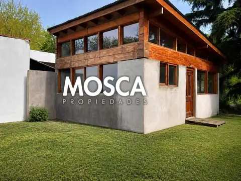 Casa a terminar sobre lote de 400 metros
