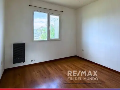 ALQUILER CASA DOS HABITACIONES CON PATIO