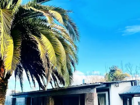 Venta casa 4 ambientes en Francisco Alvarez