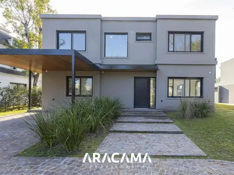 Casa en Venta de 4 dormitorios