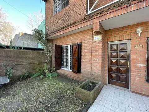 Casa en alquiler 3 amb . en Victoria