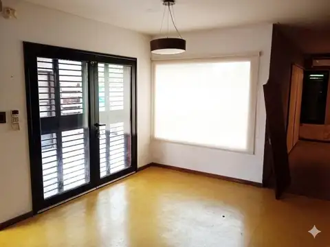 Casa en Venta en Los Hornos, USD 118.000