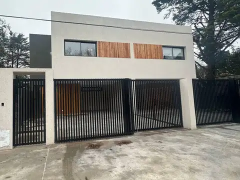 Venta - Casa en construcción en Funes, Barrio los Troncos sobre Garita 10. Entrega fines 2023.