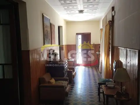Venta de Casa 3 Ambientes Sobre Lote de 600M²  en Bragado