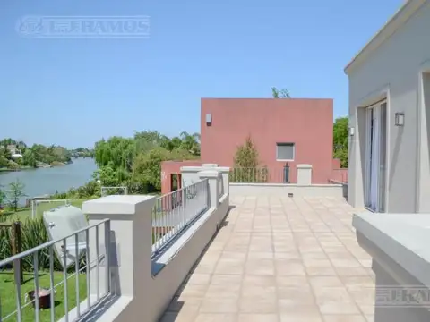 Casa en Venta en Santa Barbara, USD 1.050.000