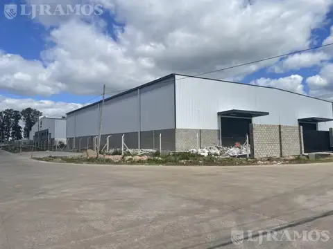 Depósito en Pilar