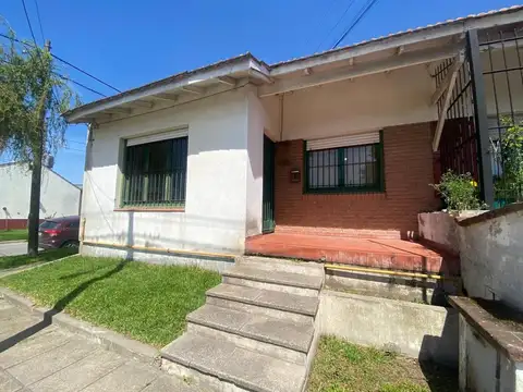 VENTA PH 3 AMB EN ESQUINA GAS COCHERA EL MARTILLO