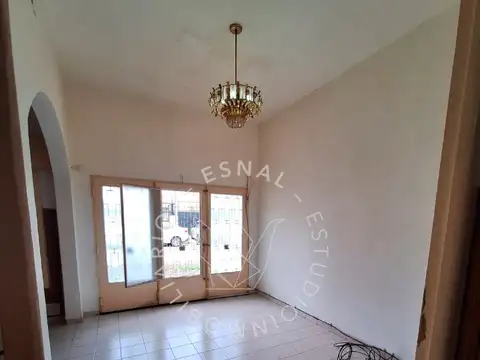 Casa 3 ambientes con 2 baños
