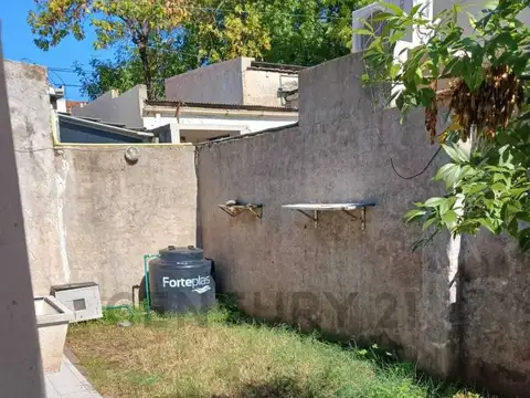 Venta PH en La Plata 1 dormitorio