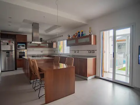 Casa en Venta en Ramos Mejía Sur, USD 490.000