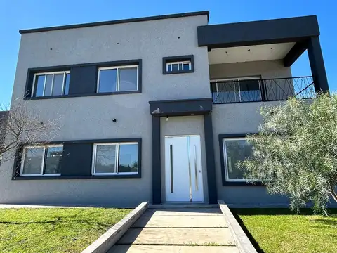 Casa en Venta de 5 dormitorios