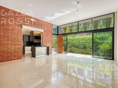 Casa en Venta en Adrogue, USD 260.000