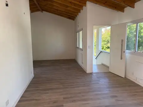 Depto Tipo Casa en Venta al Sur