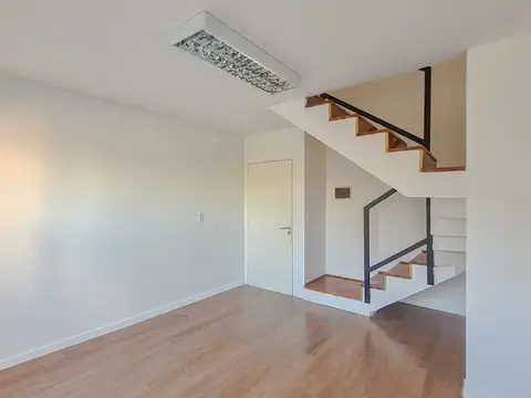 Oficina en Alquiler en Puerto Norte, $ 1.200.000