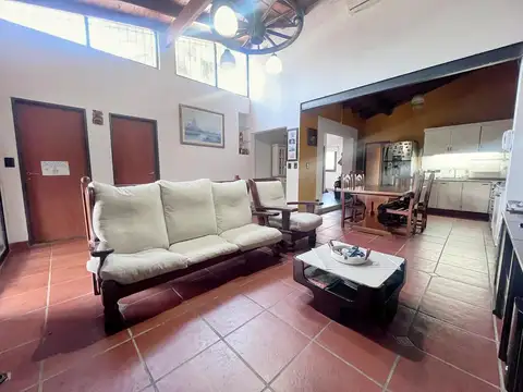 Casa en Venta en Villa Adelina, USD 265.000