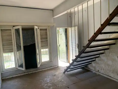 Depto Tipo Casa en Venta de 2 ambientes