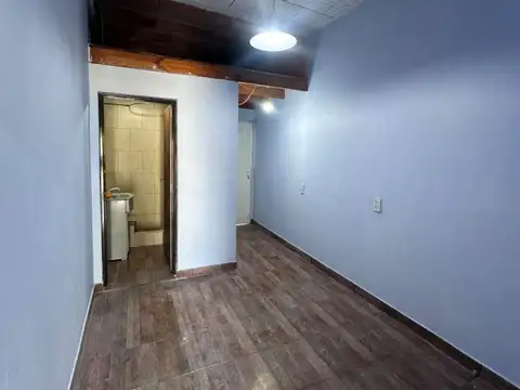Departamento en Alquiler en Gregorio de Laferrere, $ 380.000