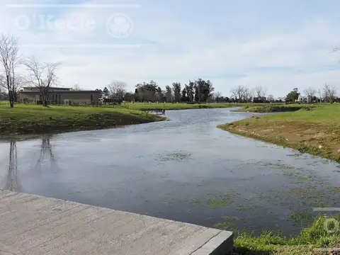 Terreno en Venta de 705,0 m2