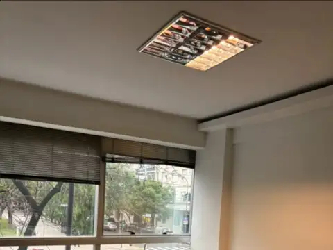 Oficina 4 ambientes con 2 baños