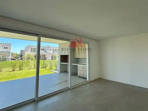 Casa 3 ambientes con 3 baños