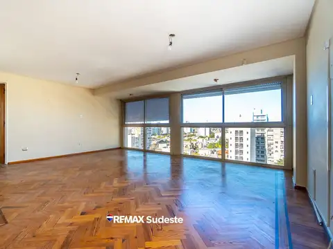VENTA SEMIPISO DE DOS PLANTAS CENTRO APTO CREDITO