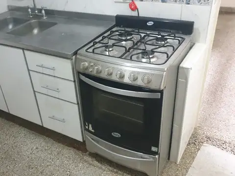 Depto Tipo Casa 2 ambientes con 1 baño