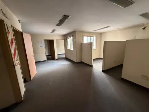 Hermoso terreno con galpon en Calle Buenos Aires al 500