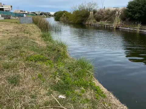 Terreno en Venta en Puertos - Barrio Marinas, USD 185.000