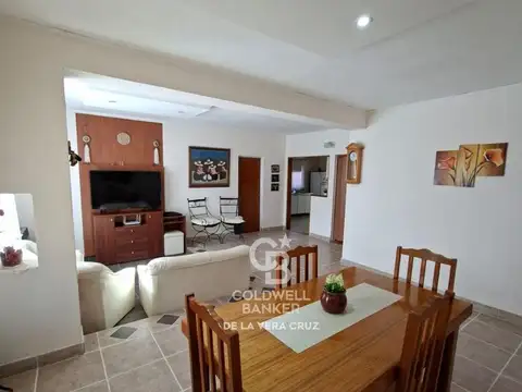 Casa 6 ambientes con 1 baño