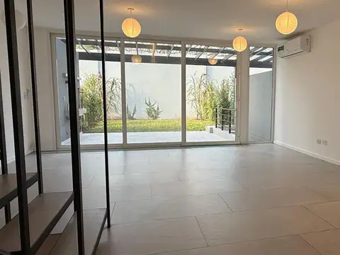 Casa en Alquiler al Norte