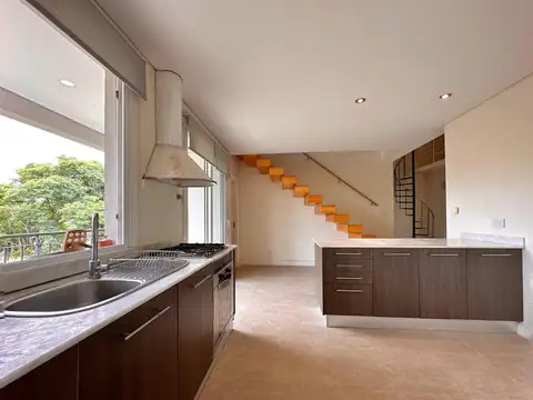 DORMITORIO+ESCRITORIO+COCHERA+BAULERA+BALCON PARRILLA