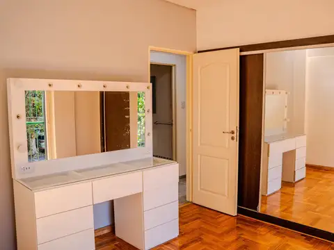 Departamento 4 ambientes con 3 baños
