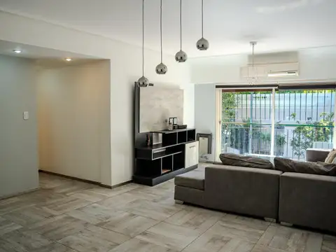 Departamento en Venta, Villa Devoto, 4 ambientes, balcón, cochera cubierta, 3 baños