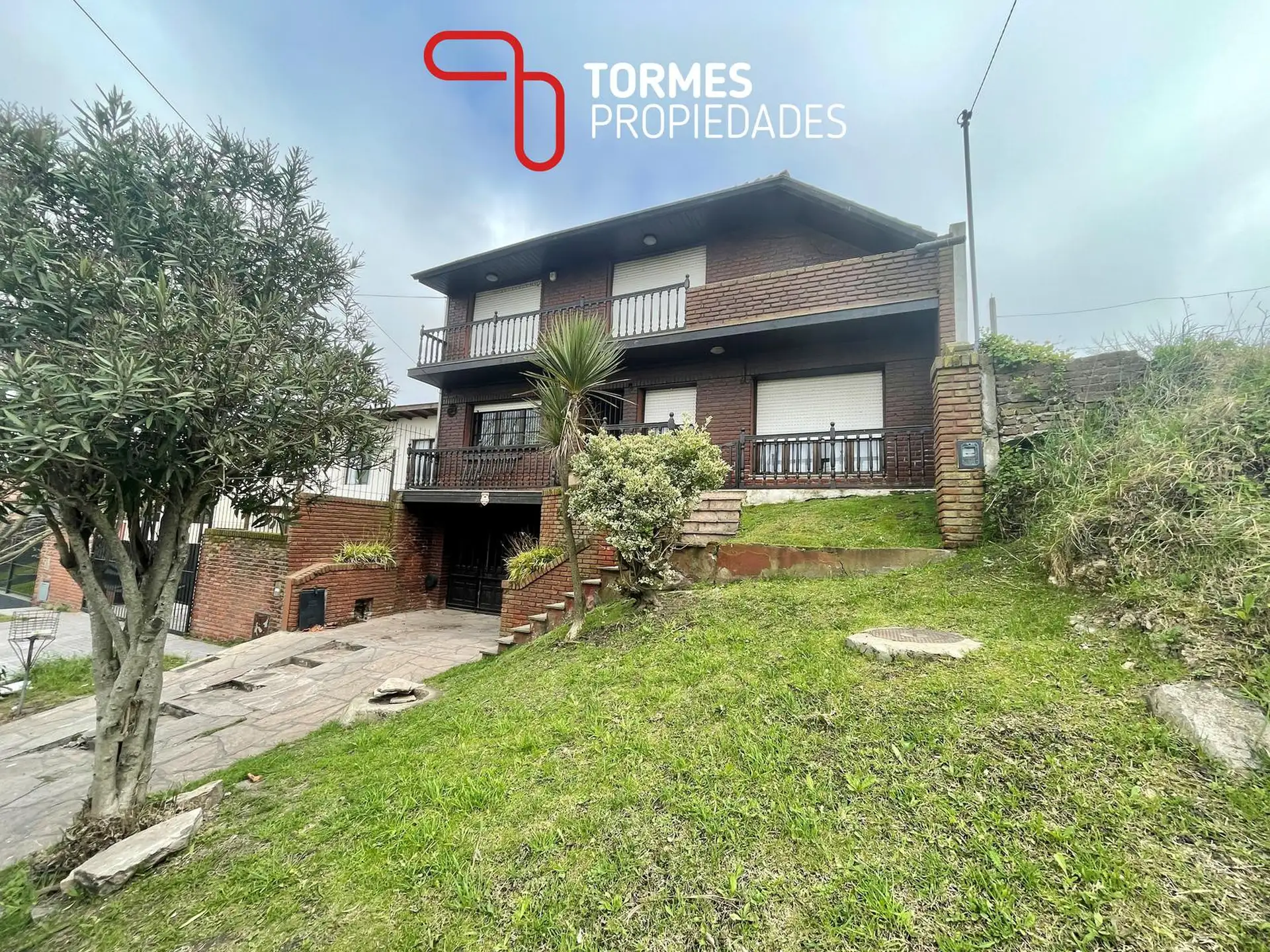 Casa en Venta 4 Ambientes con garage — Barrio San Carlos