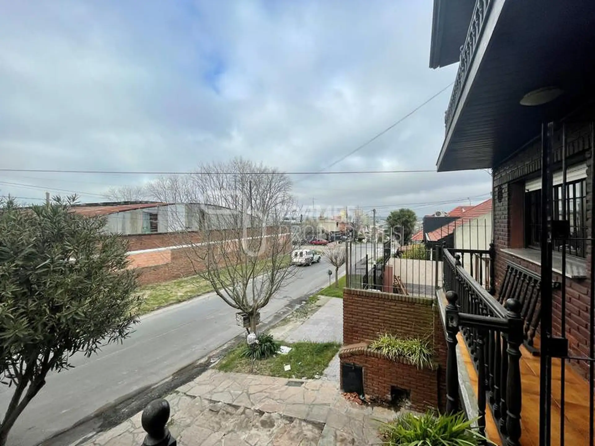 Casa en Venta 4 Ambientes con garage — Barrio San Carlos
