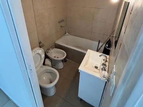 HERMOSO DOS AMBIENTES APTO CREDITO EN VENTA! 1°B